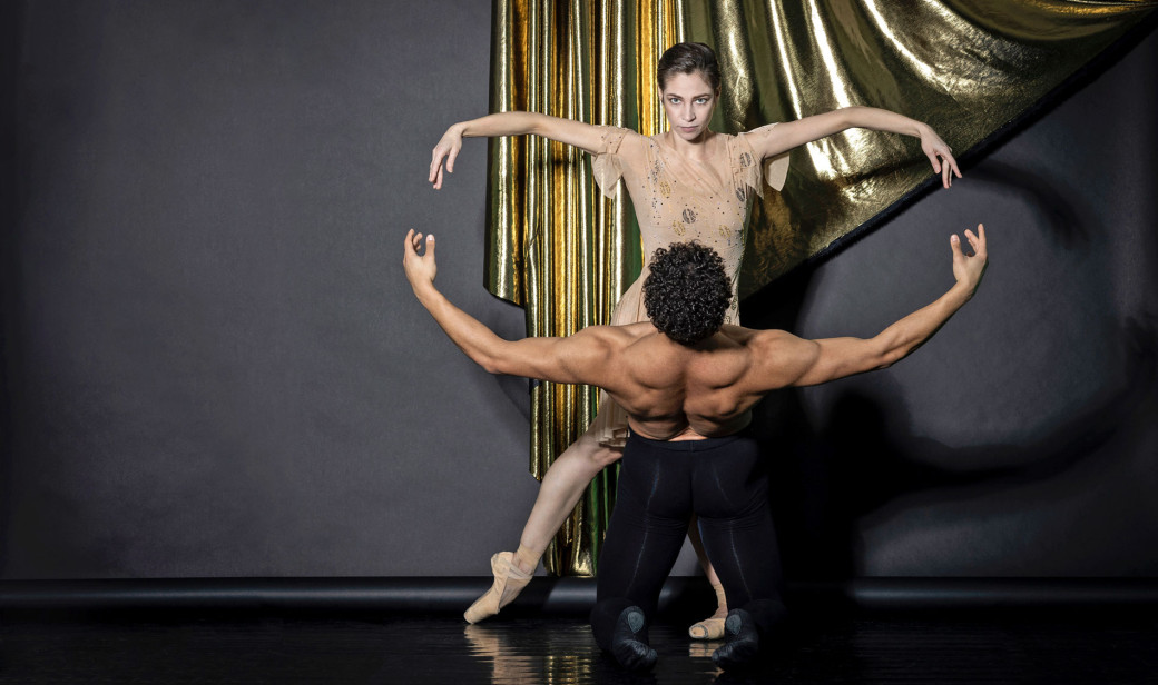 Die Eleganz und Körperbeherrschung der Balletttänzer begeistern Jahr für Jahr das  Publikum im Kur- und Congresshaus Bad Aussee.